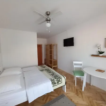 Apartamento Marija Bunic,Appartements Am Meer